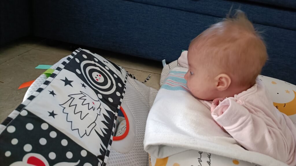 tummy time portada baby 0-3 meses